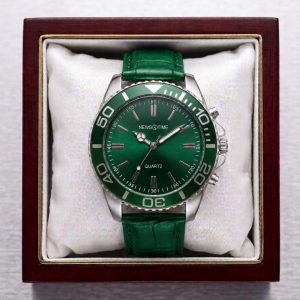 News Time Emerald Green Edition Quartz Watch